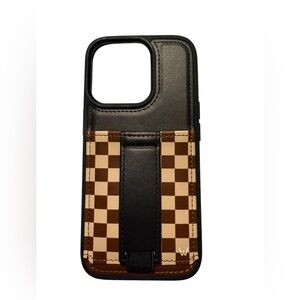 WALLI WovenCheck Brown & Tan Leatherette Phone Case  Hand Strap iPhone 16 Pro